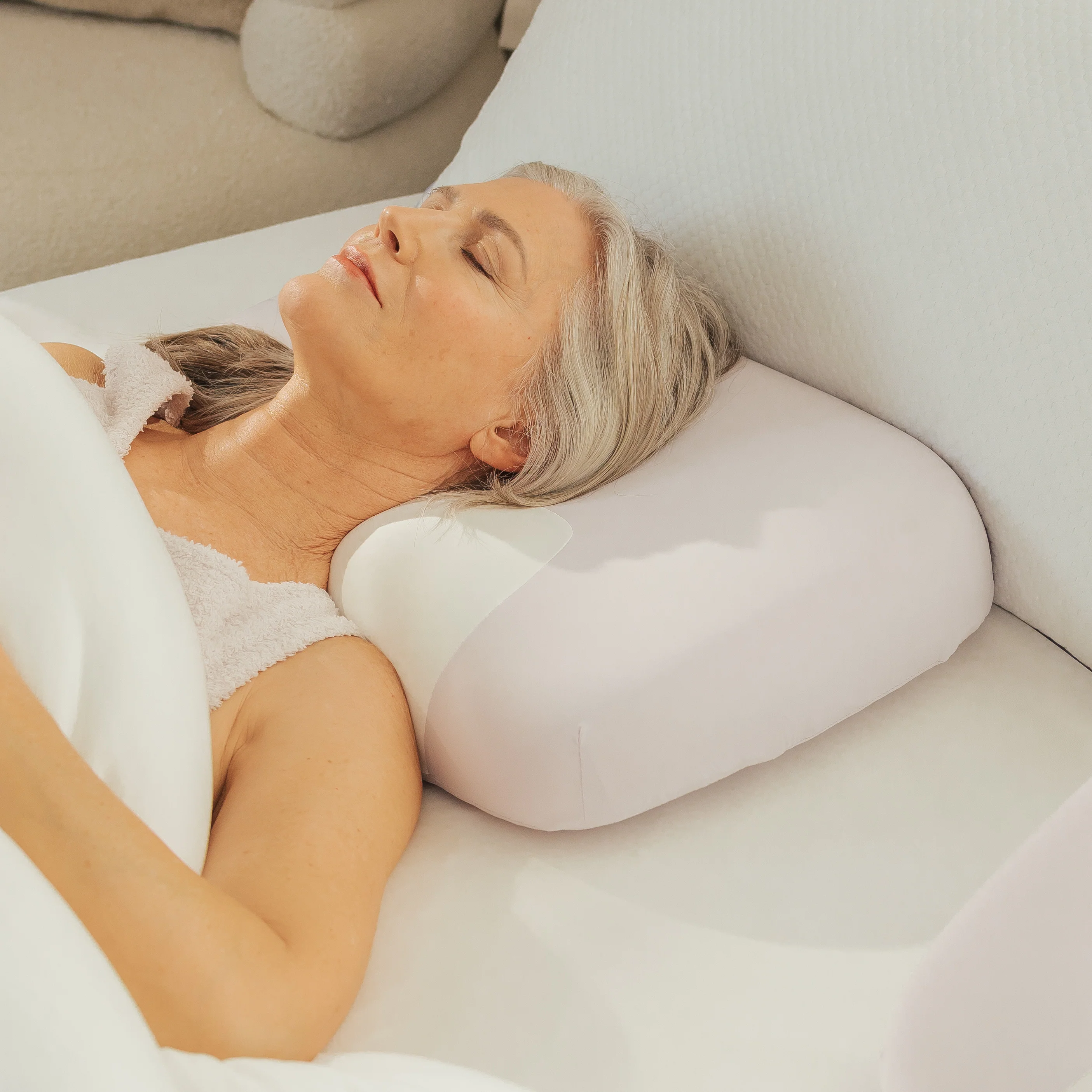 Halo Pillow - Image 10